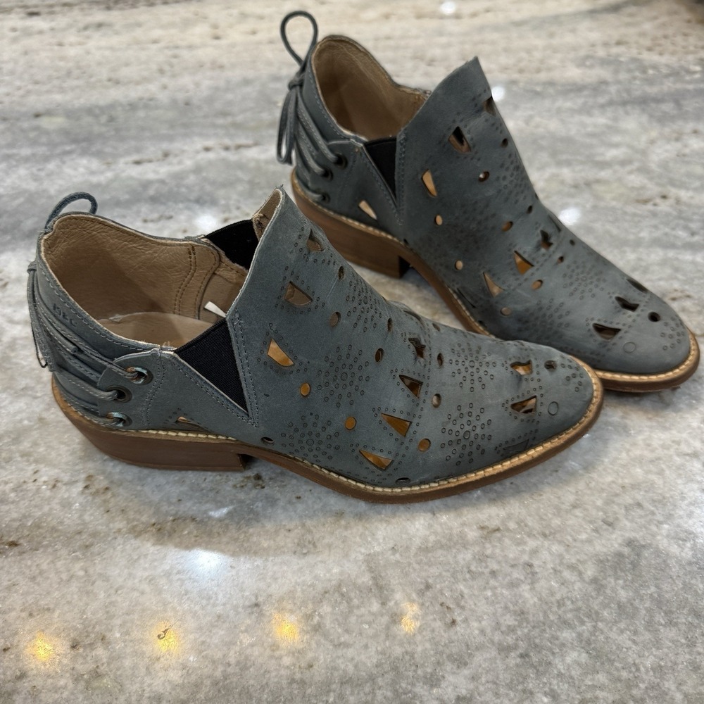 Musse & Cloud Women's Sz 6 Leather Eyelet Booties Ankle Boots Western Boho Teal